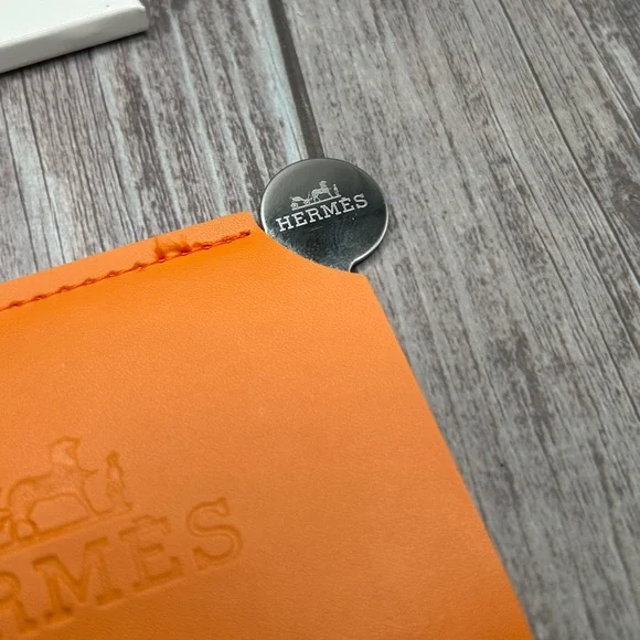 NIB HERMES Mirror in Logo Case/ Card Holder Orange GWP Gift - Picture 8 of 11